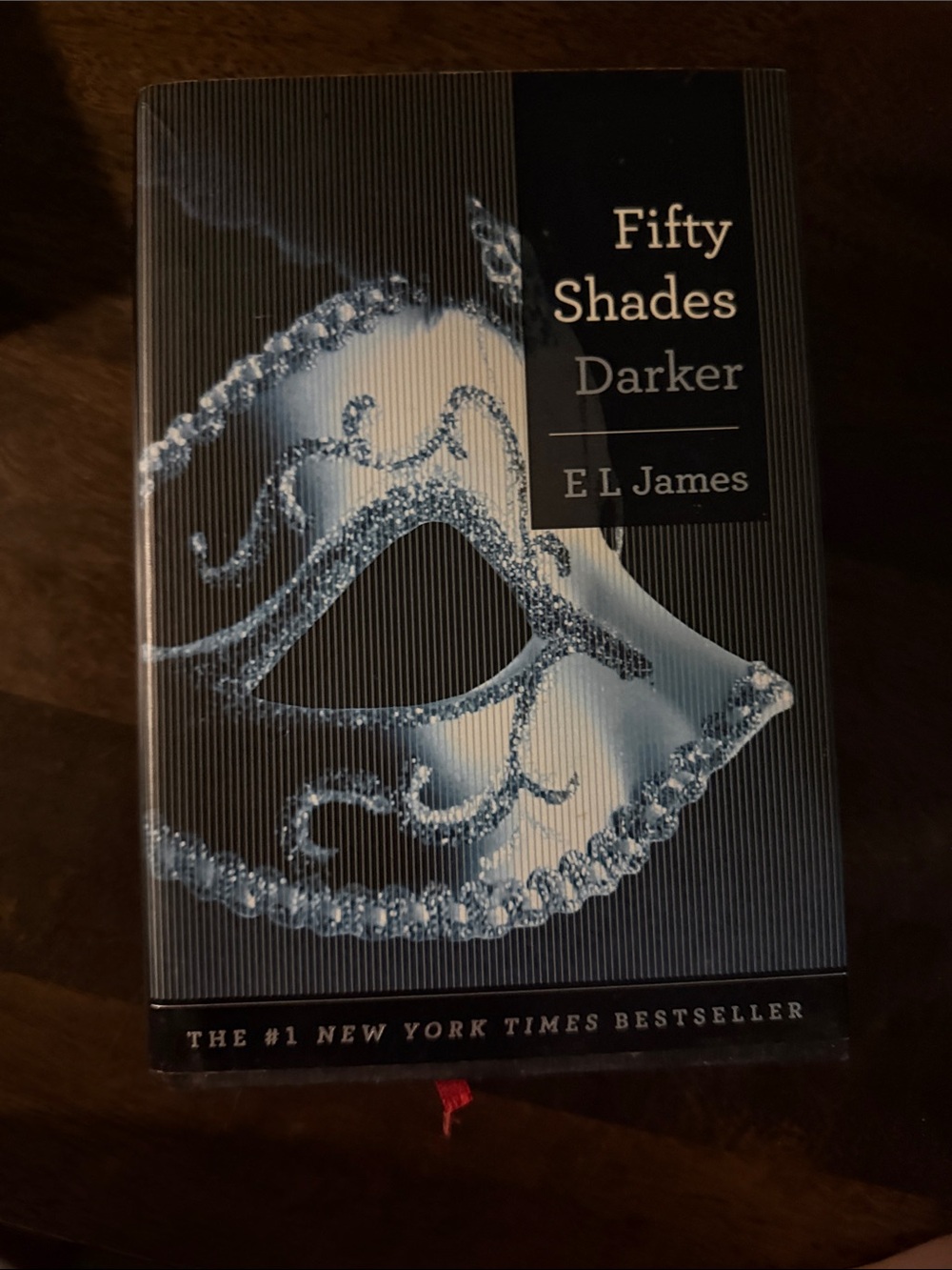 Fifty Shades Darker by - Black & Silver Cover